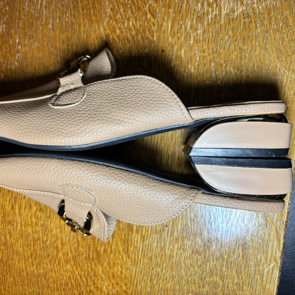 Source Unknown Tan Loafers With Gold Accents, Beu… - image 4